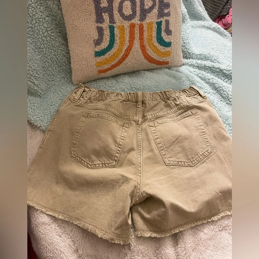 EUC Gap Kids Girlfriend High Rise Shorts